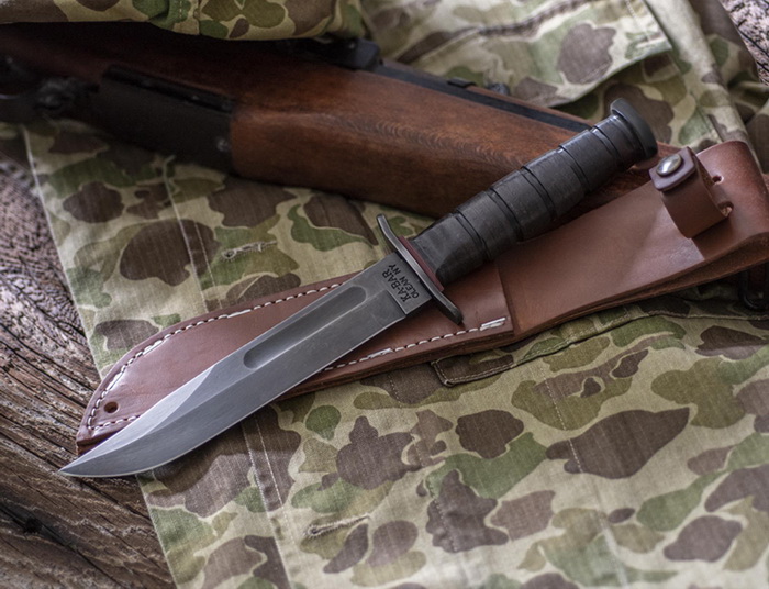 JERO Hunter Knife Set With Camo Scabbard